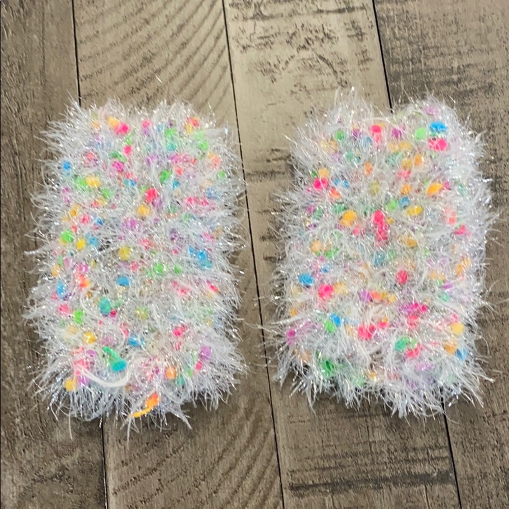 Girls Justice Glove Covers - Picture 3 of 3